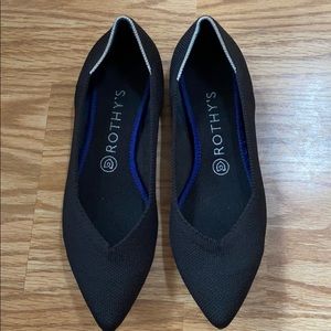 Rothy’s pointed flat